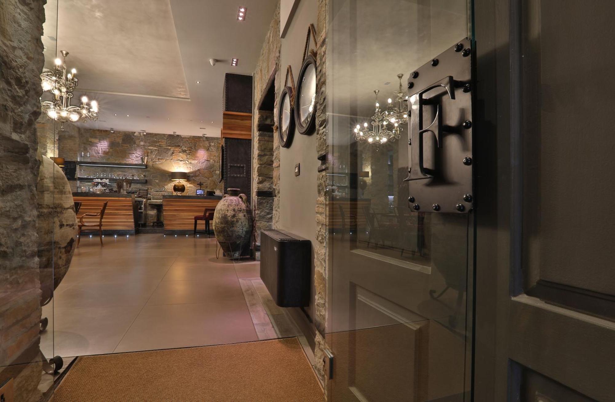 Forvm Boutique Hotel ترييستي المظهر الخارجي الصورة